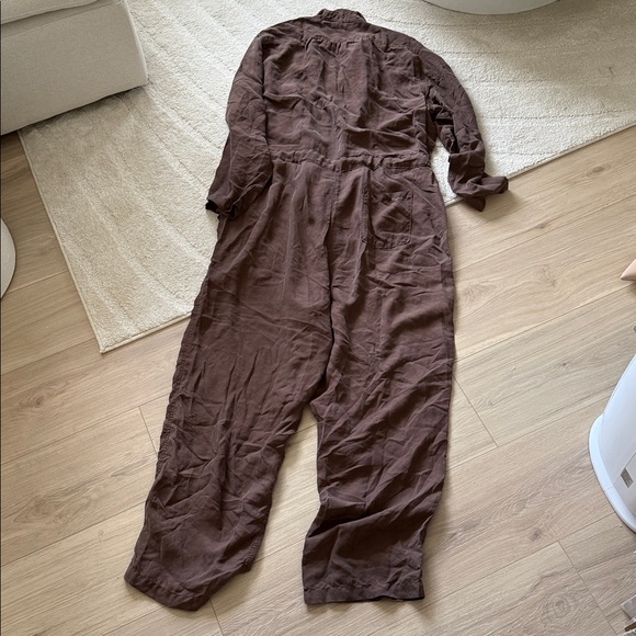 NEW- Unsubscribed 100% Silk Brown Long-Sleeve Jumpsuit - Picture 9 of 12